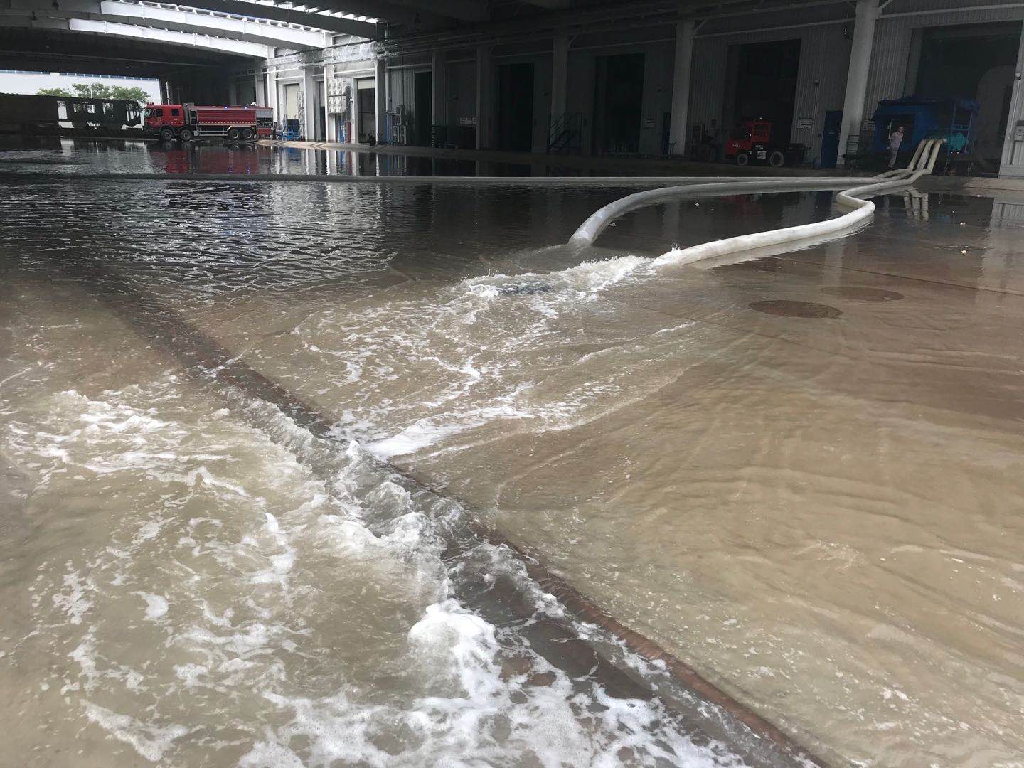 大流量转子泵hth手机在线登入
助力庞巴迪厂区排水